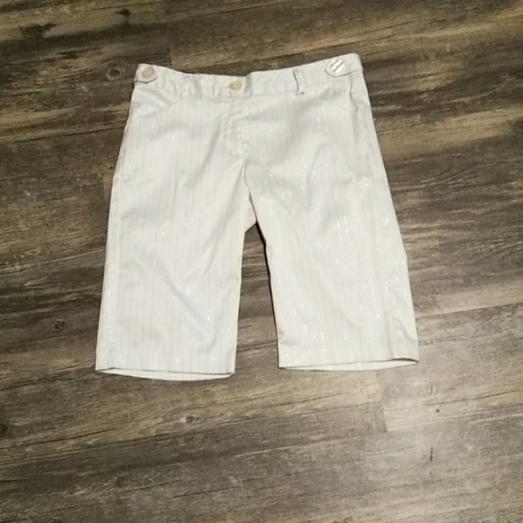 Two piece set - Picture 2 of 4